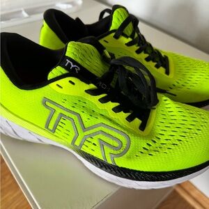 Tyr Rd-1 running shoe
